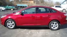 This image has an empty alt attribute; its file name is FordFocus2013.jpg